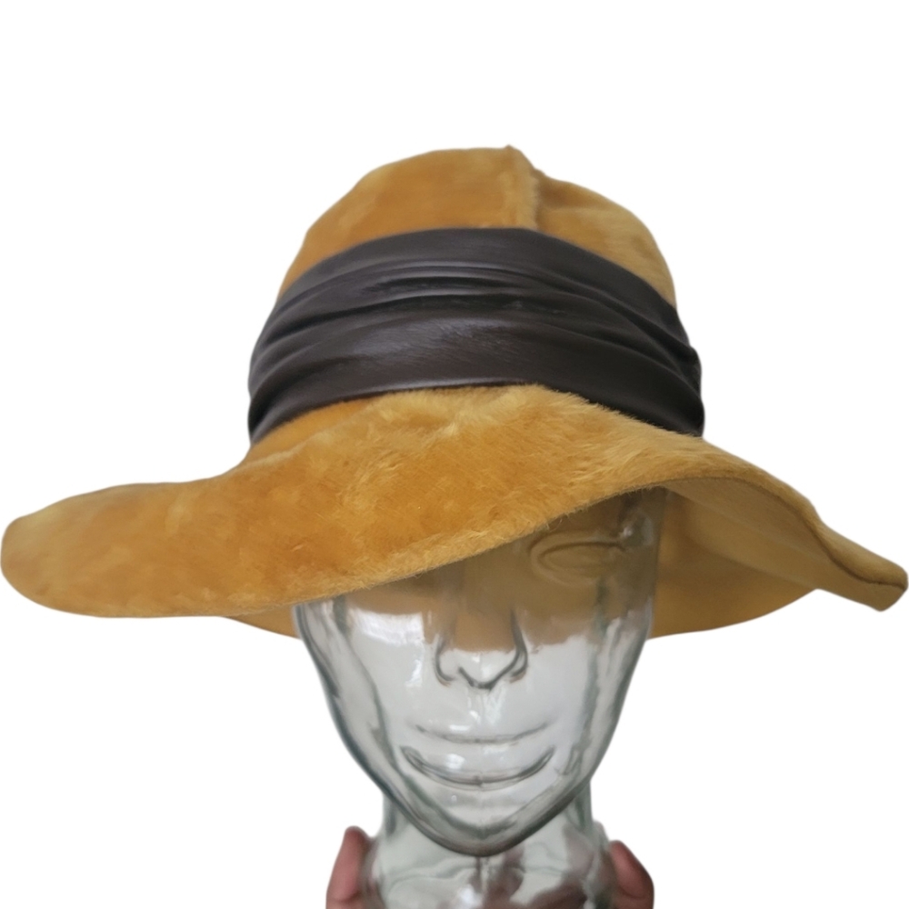 1960s Christian Dior Chapeaux Fur Bucket Hat